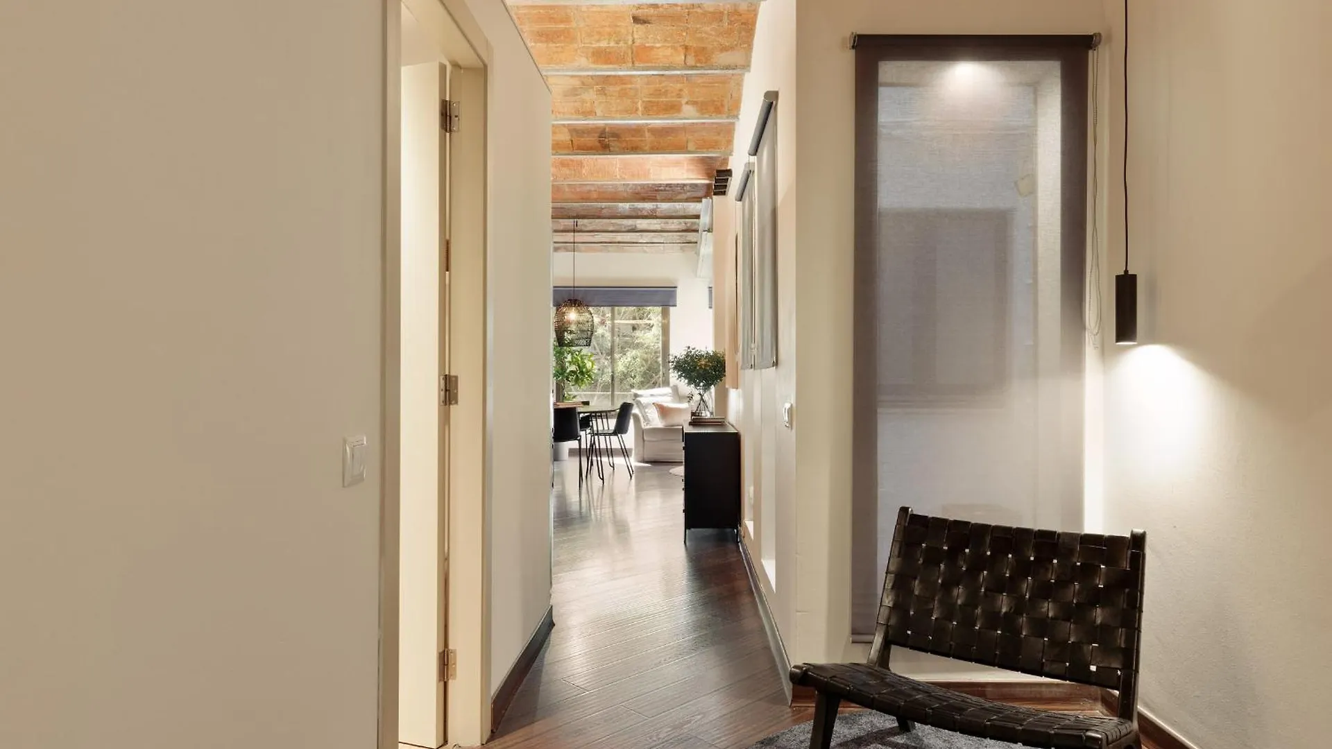 Bc0Cr012V1 -Valencia P1 - Urban Retreat Apartment Barcelona Spain