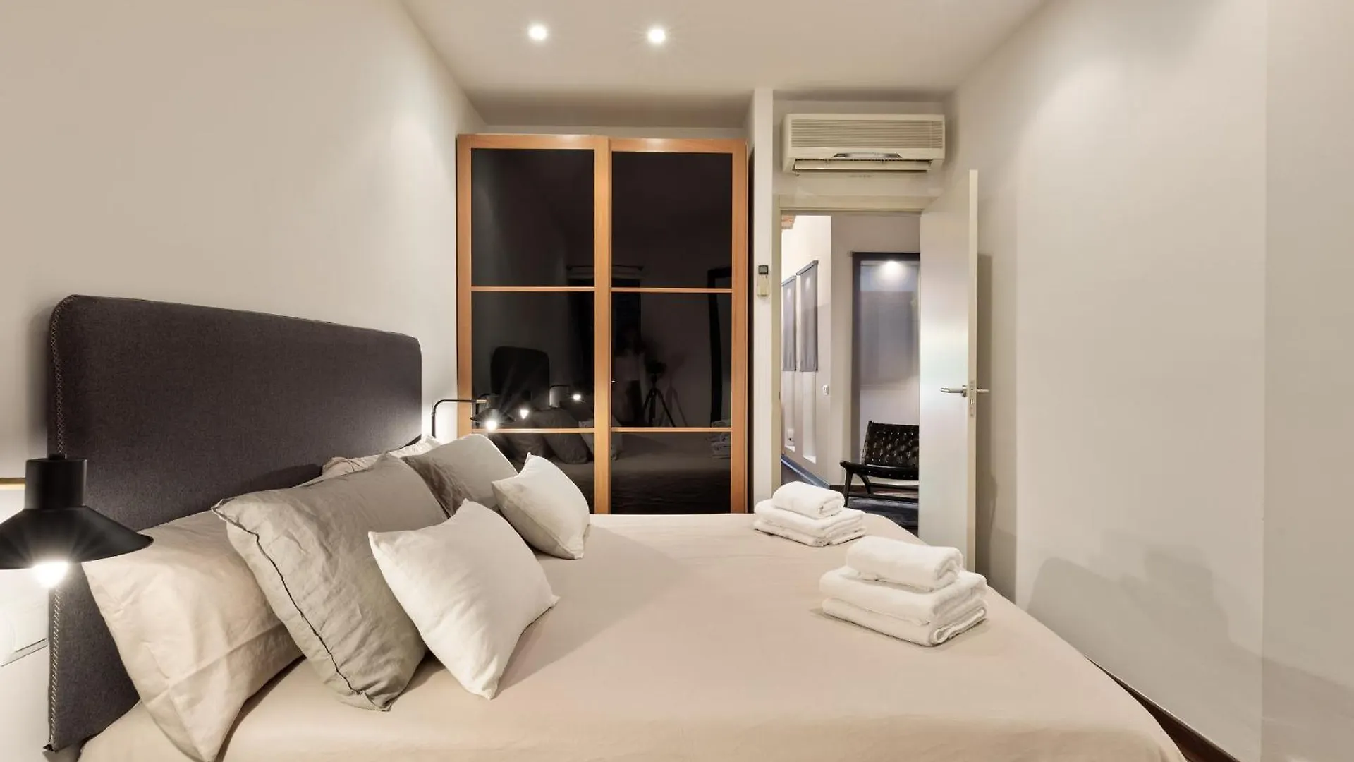 Bc0Cr012V1 -Valencia P1 - Urban Retreat Apartment Barcelona 0*,  Spain