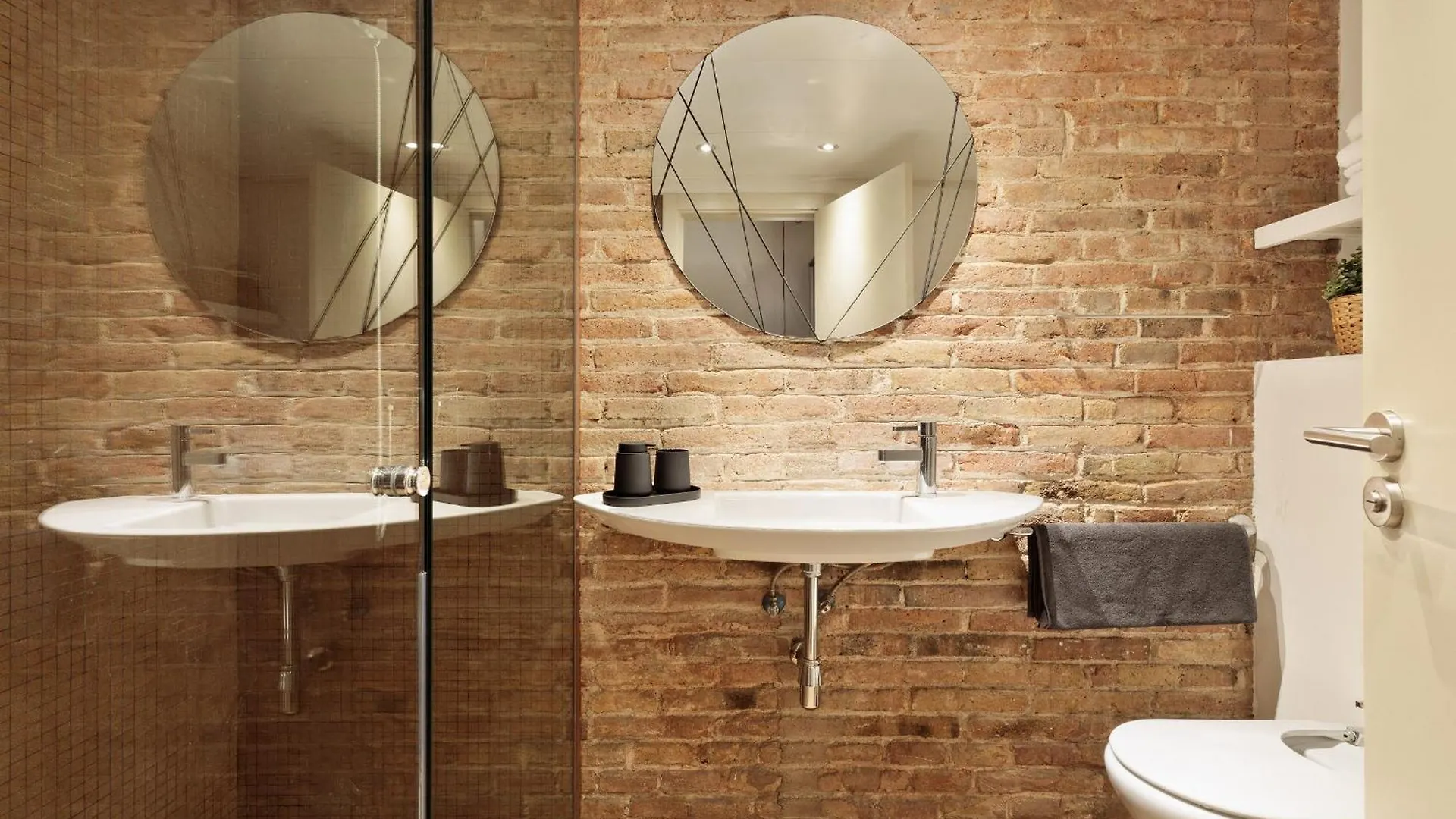 Bc0Cr012V1 -Valencia P1 - Urban Retreat Apartment Barcelona 0*,  Spain